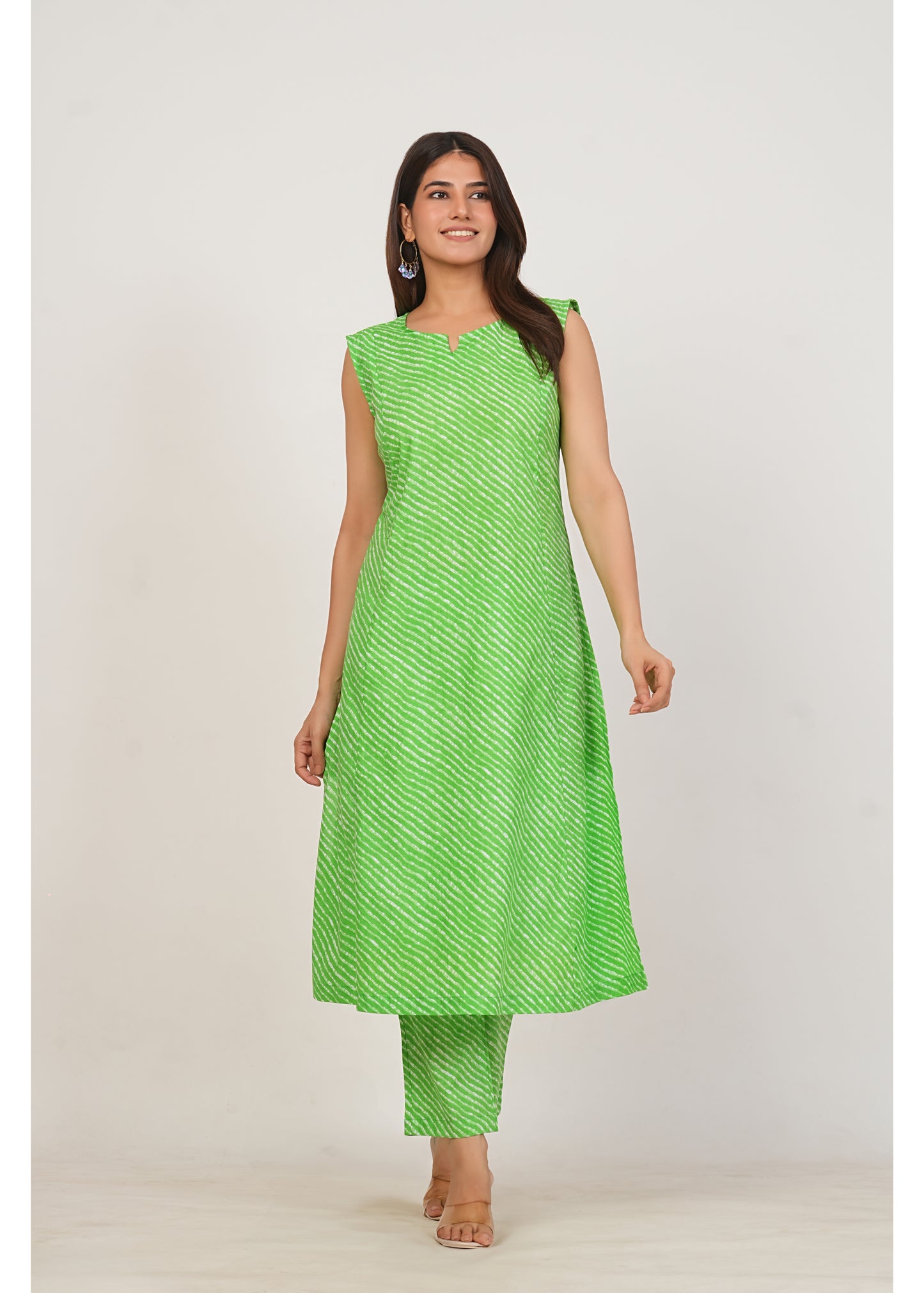 Green Leheriya Pure Cotton Kurti Pant Set