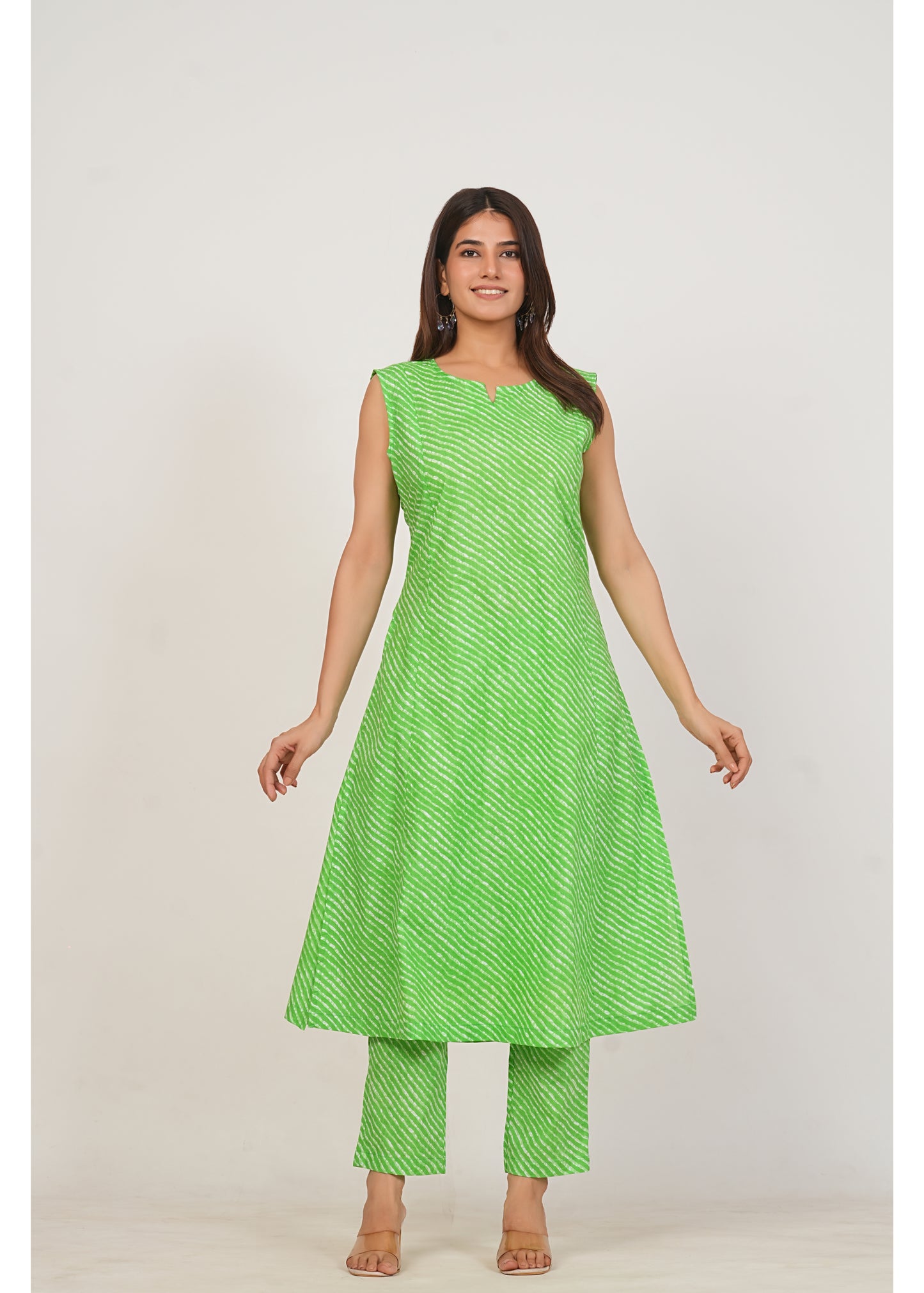 Green Leheriya Pure Cotton Kurti Pant Set