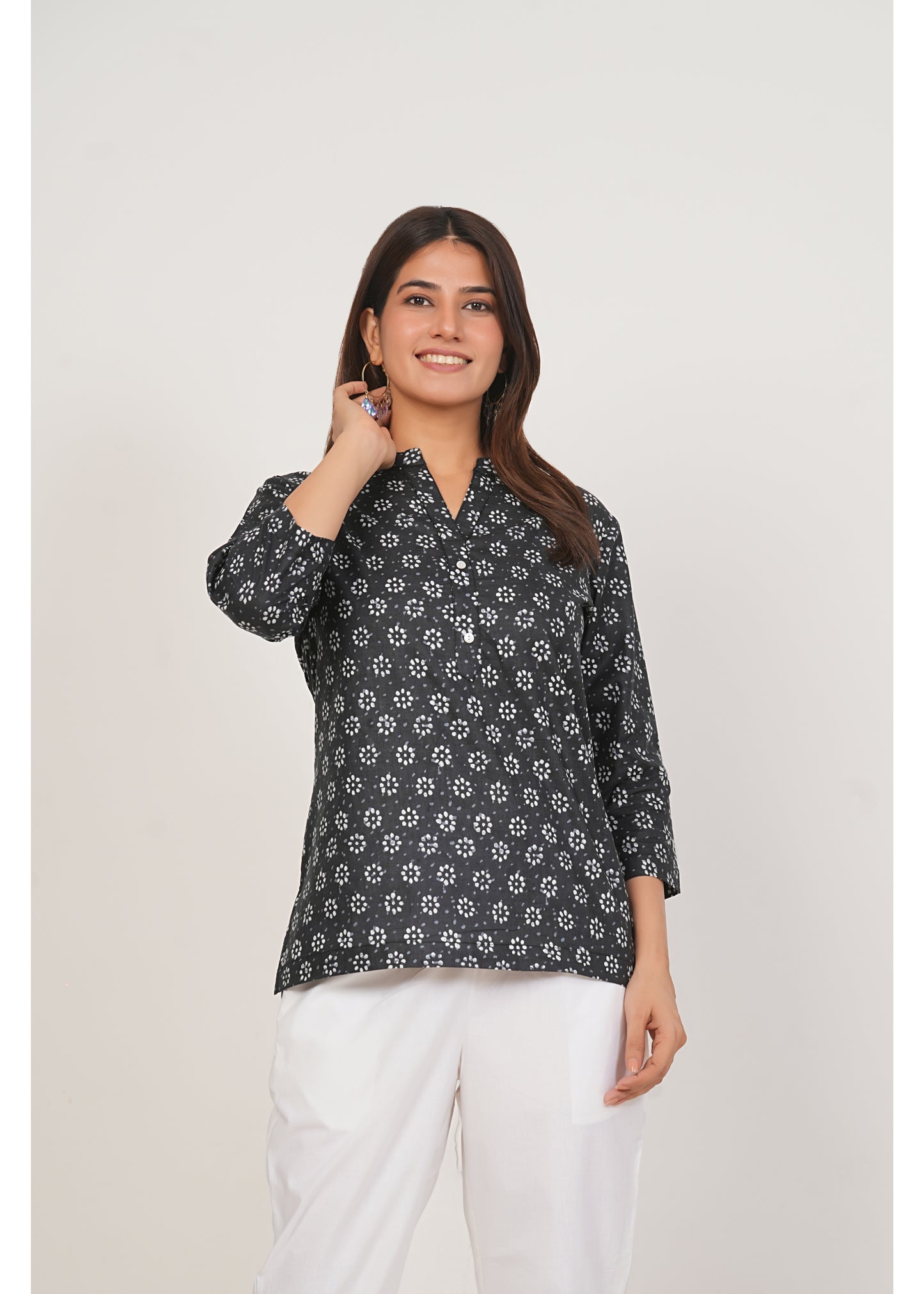 Black & White Printed Short Cotton Kurta